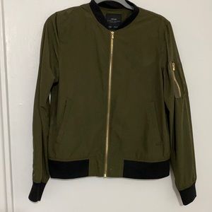 Zara Army green bomber Jacket size Small